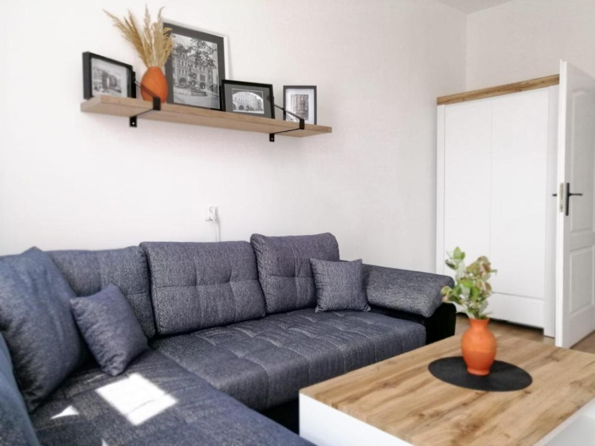 Ratusz Na 5 Apartment Jelenia Gora Exterior photo