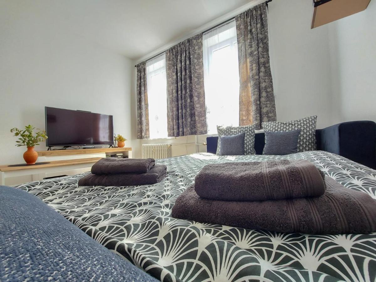 Ratusz Na 5 Apartment Jelenia Gora Exterior photo