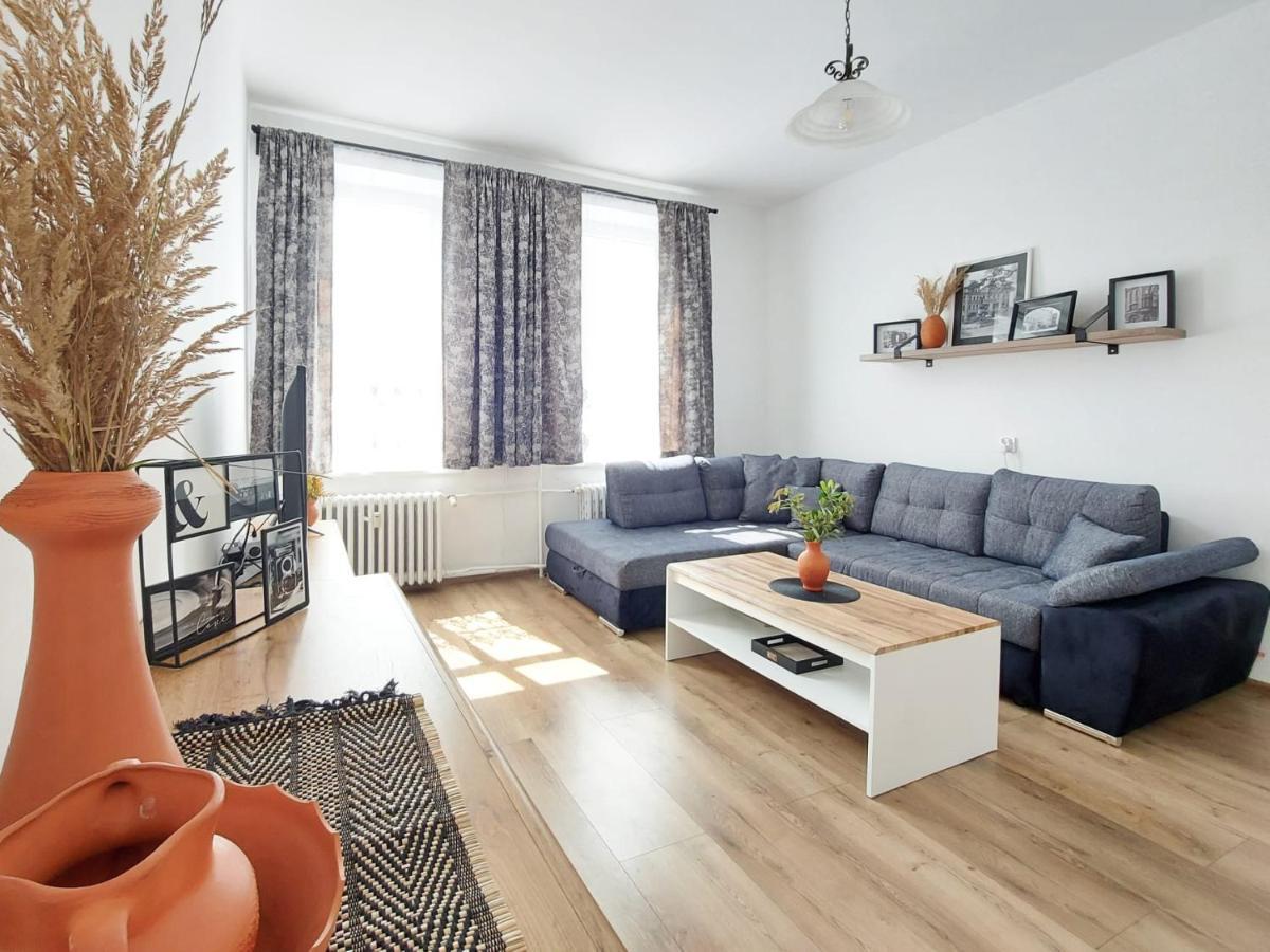 Ratusz Na 5 Apartment Jelenia Gora Exterior photo